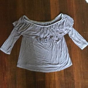 ❌SOLD❌ Off the shoulder American Eagle Shirt